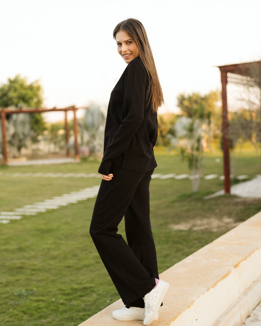 interlock Loung set  طقم حريمي بزراير وبنطلون واسع