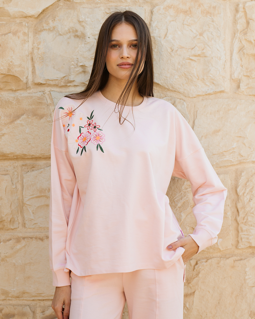 Floral woman بيجاما حريمي بكم و بنطلون بفتحه اماميه