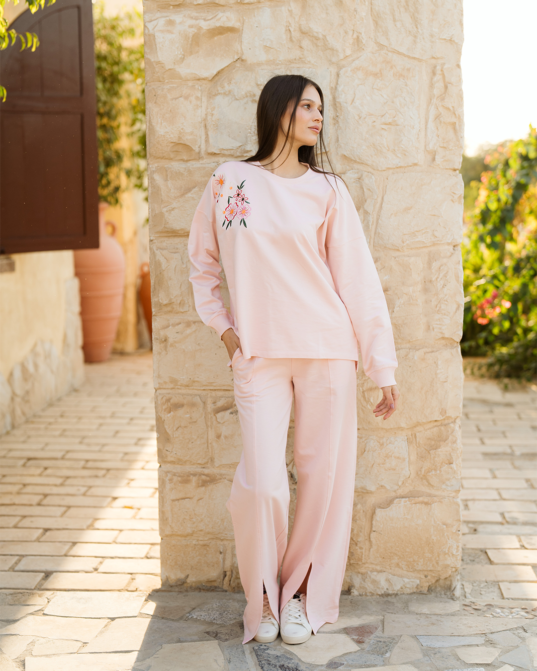 Floral woman بيجاما حريمي بكم و بنطلون بفتحه اماميه