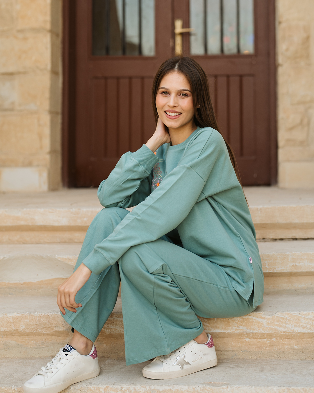 Floral woman بيجاما حريمي بكم و بنطلون بفتحه اماميه