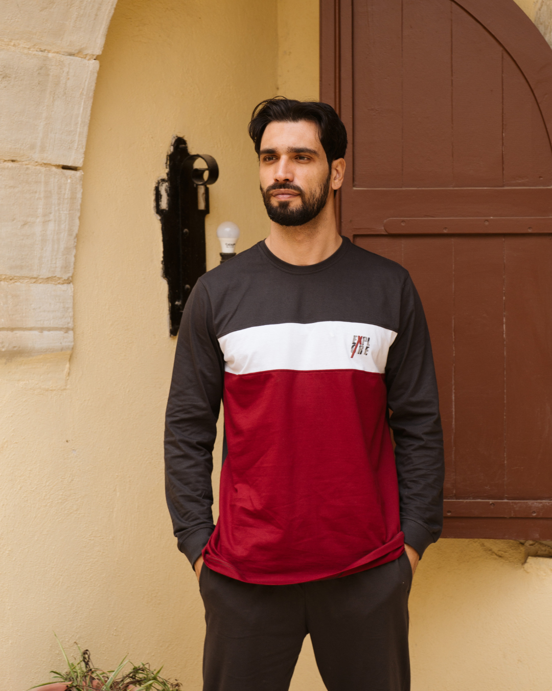 Explore بيجاما رجالي قصات