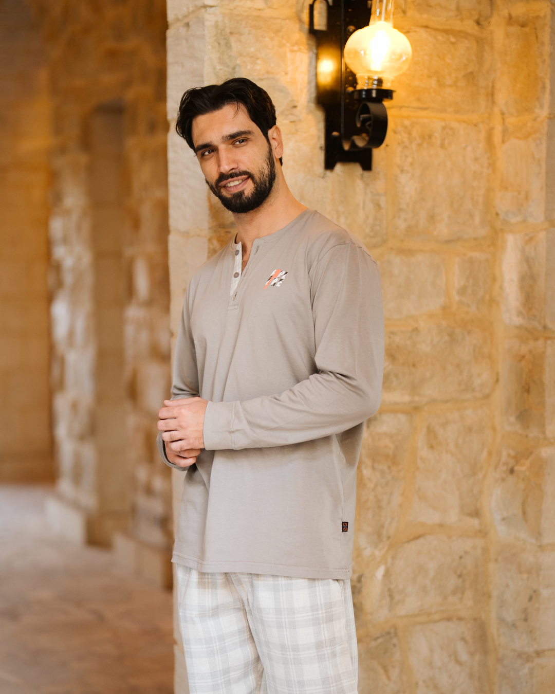 Explore بيجاما رجالي بزراير