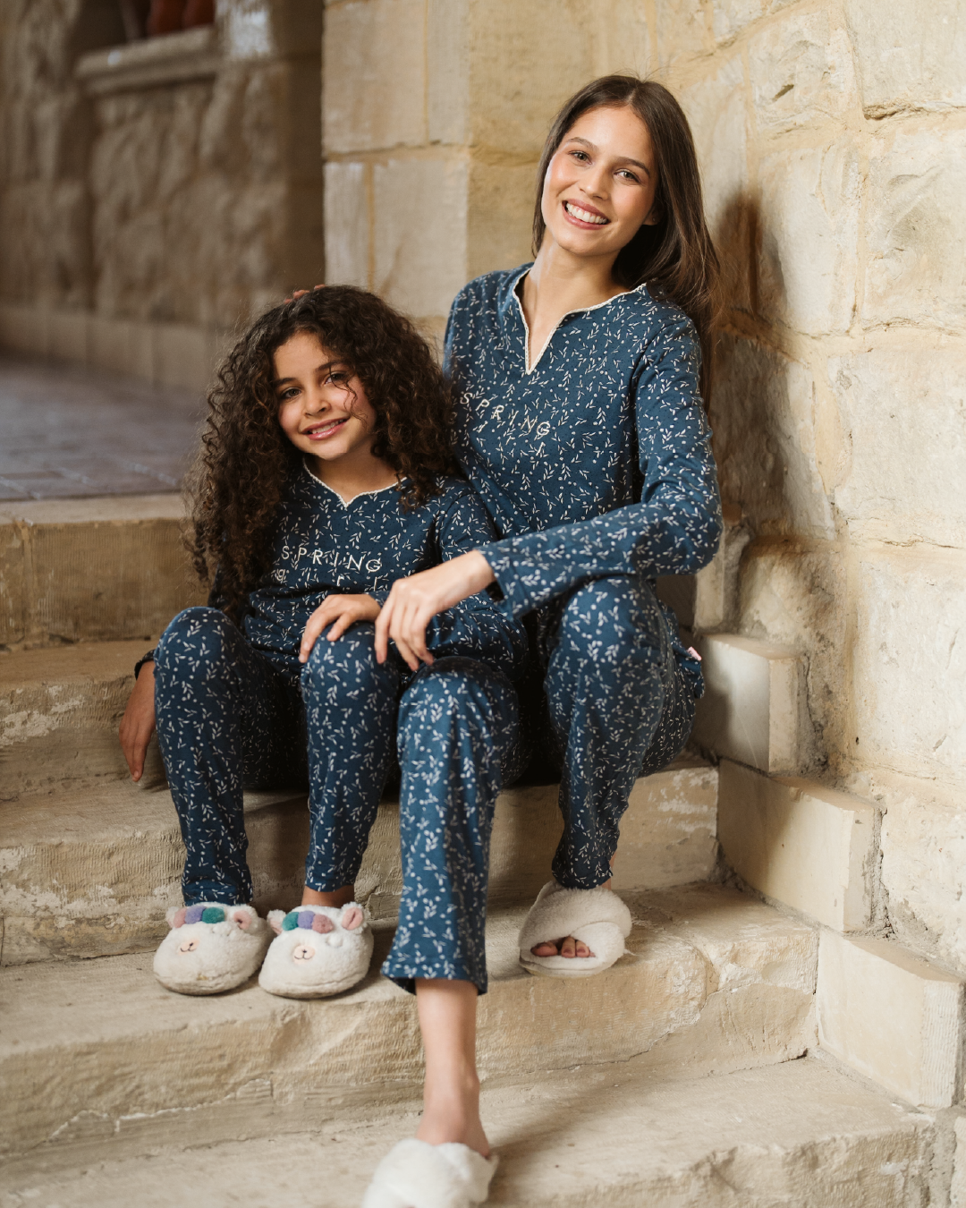 tiny roses بيجاما بناتي كُم طويل