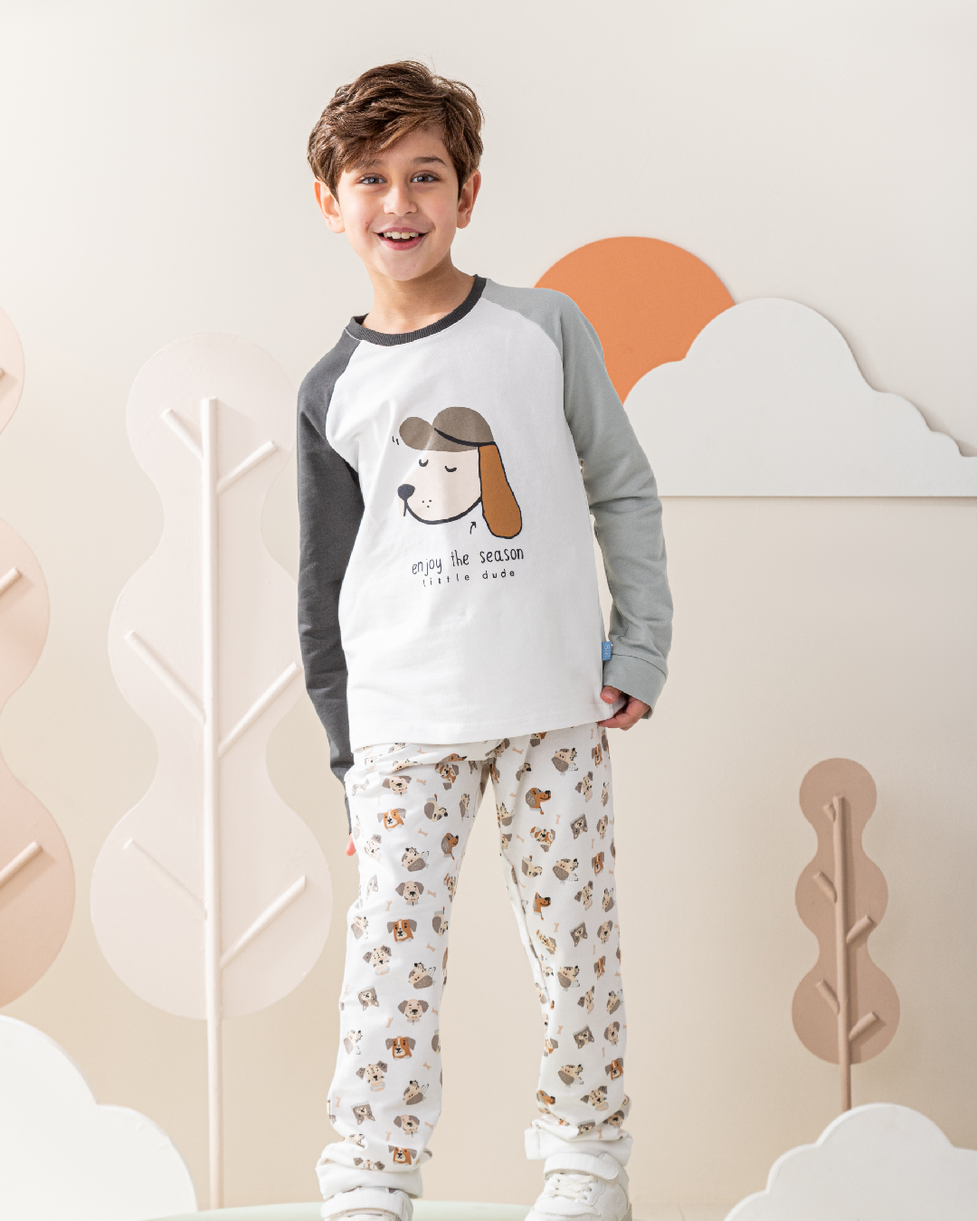 Enjoy the season Puppy بيجاما أولادي رَجلان