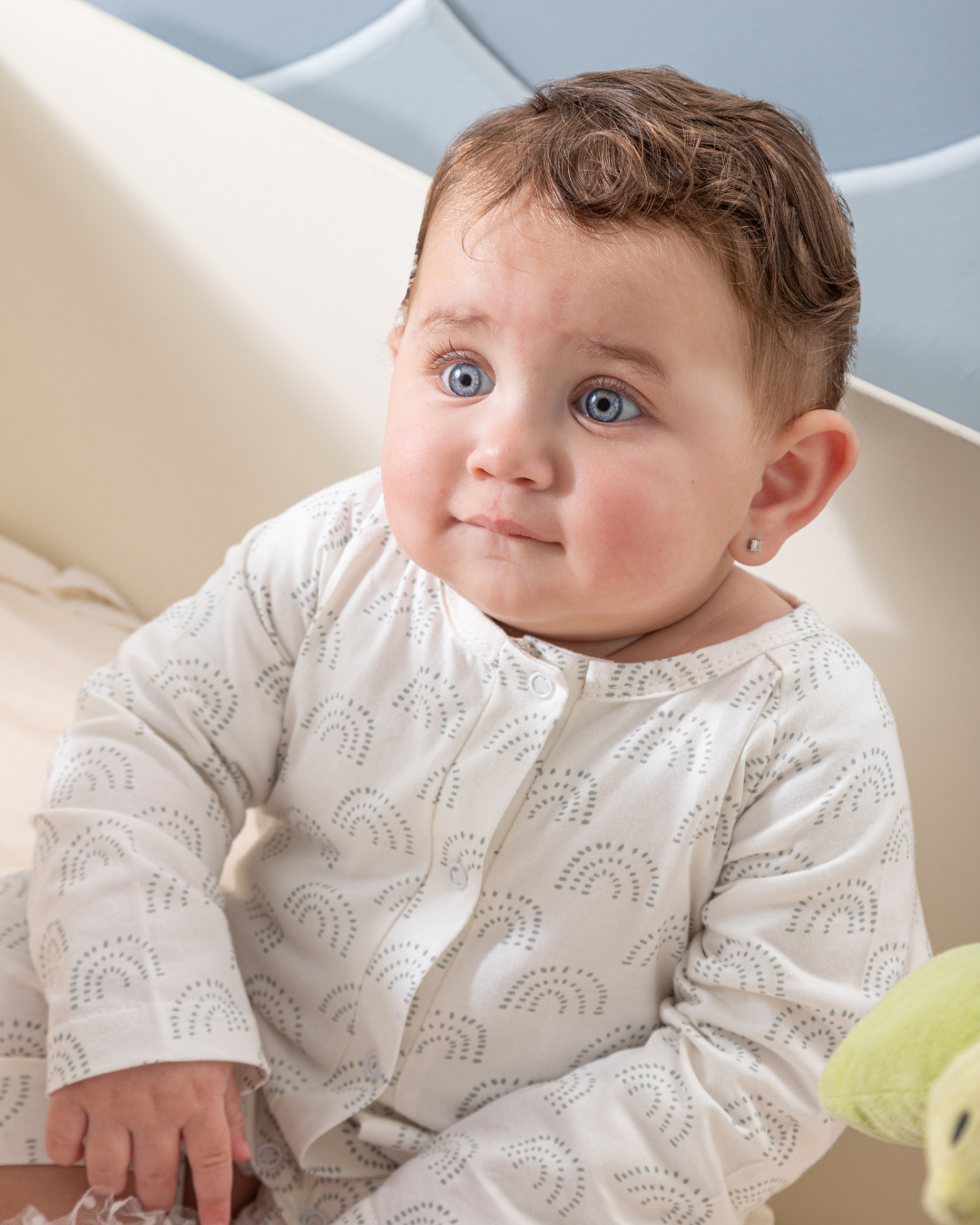 Boohoo Rainbows سالوبيت مواليد رَجلان