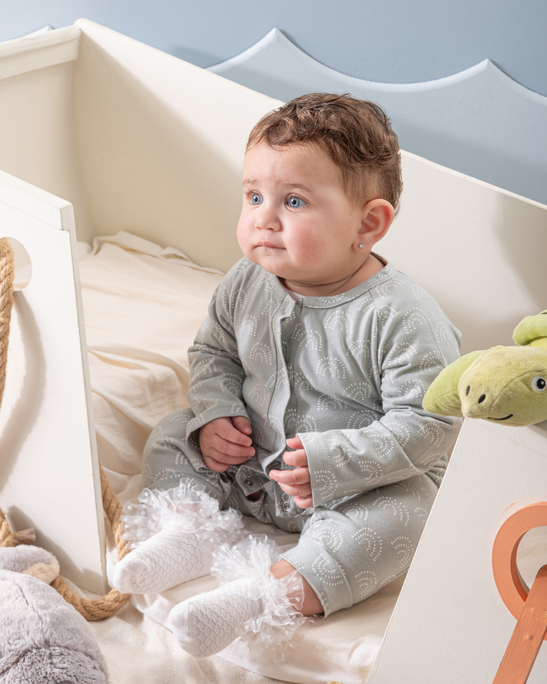 Boohoo Rainbows سالوبيت مواليد رَجلان