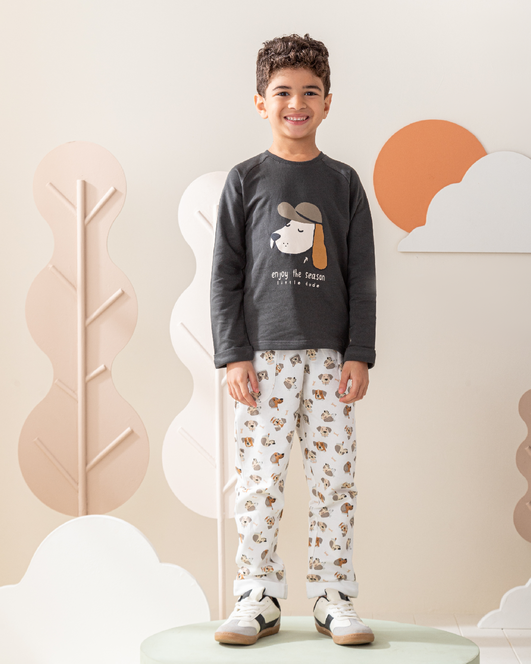 Enjoy the season puppy بيجاما أولادي كُم طويل