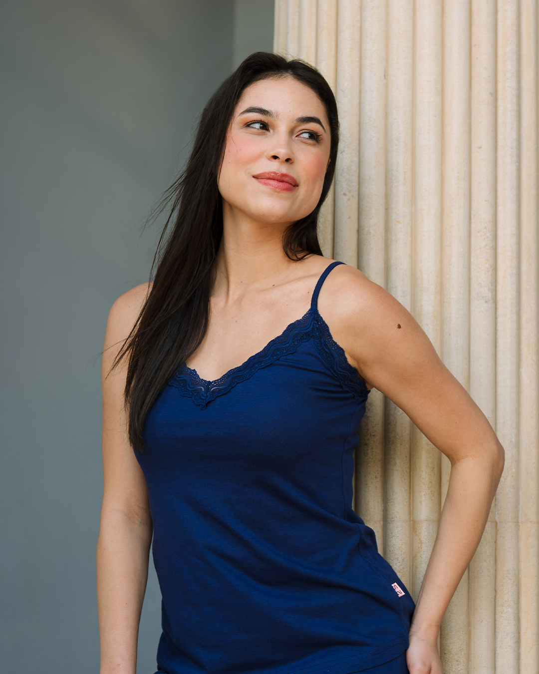 Geometric vibes lady بيجاما حريمي حمالات و بنطلون