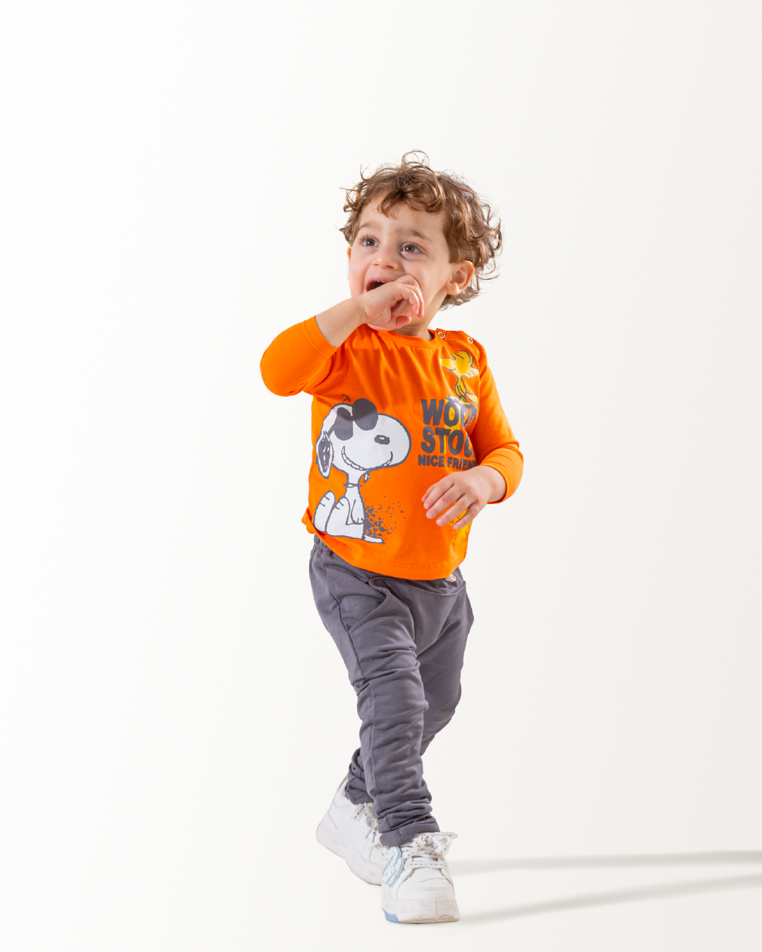 Wood Stock Friends NB بيجاما اولادي