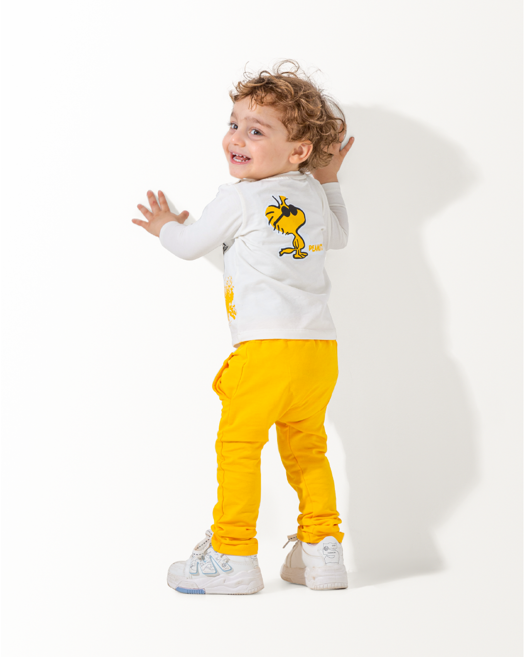 Wood Stock Friends NB بيجاما اولادي