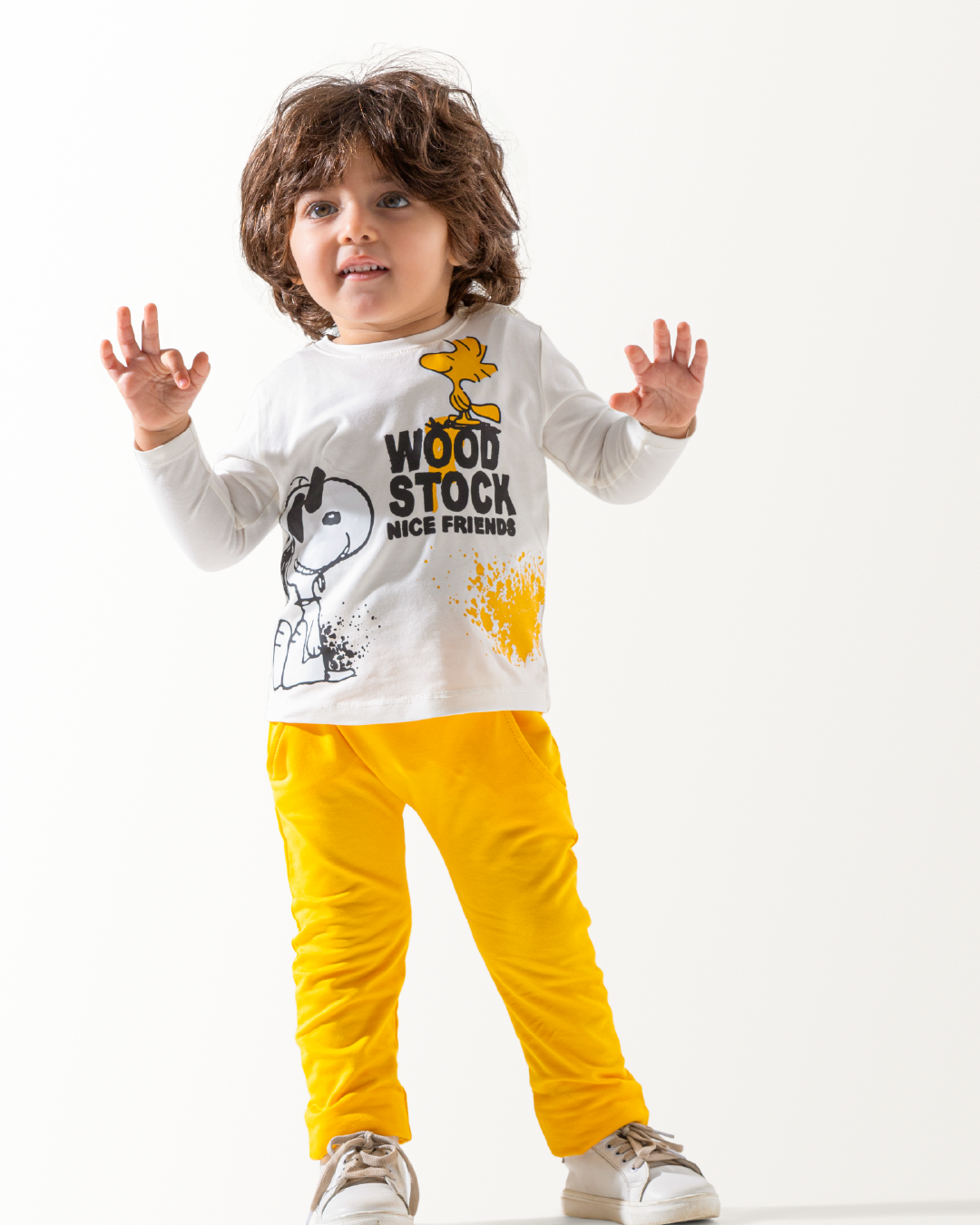 Wood Stock Friends NB بيجاما اولادي