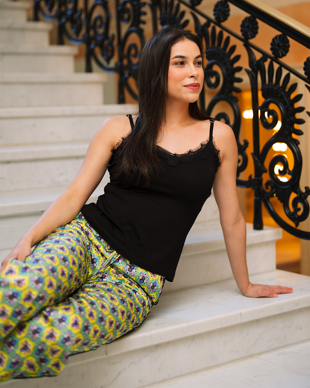 بيجاما حمالة وبنطلون ساتان بطباعه مميزه