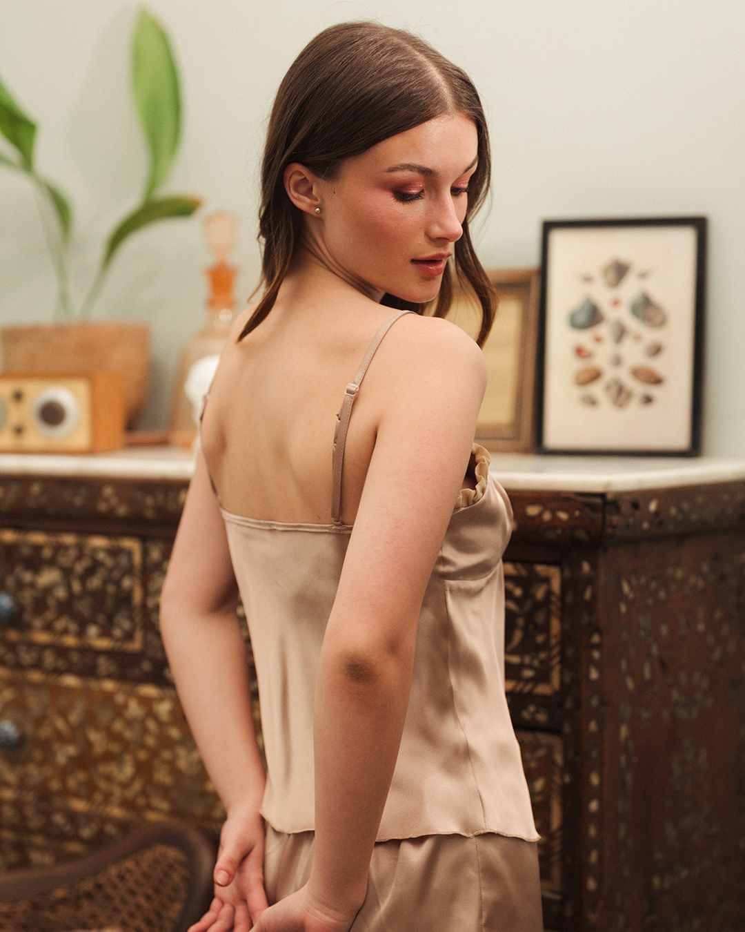 بيجاما شورت ساتان و حماله