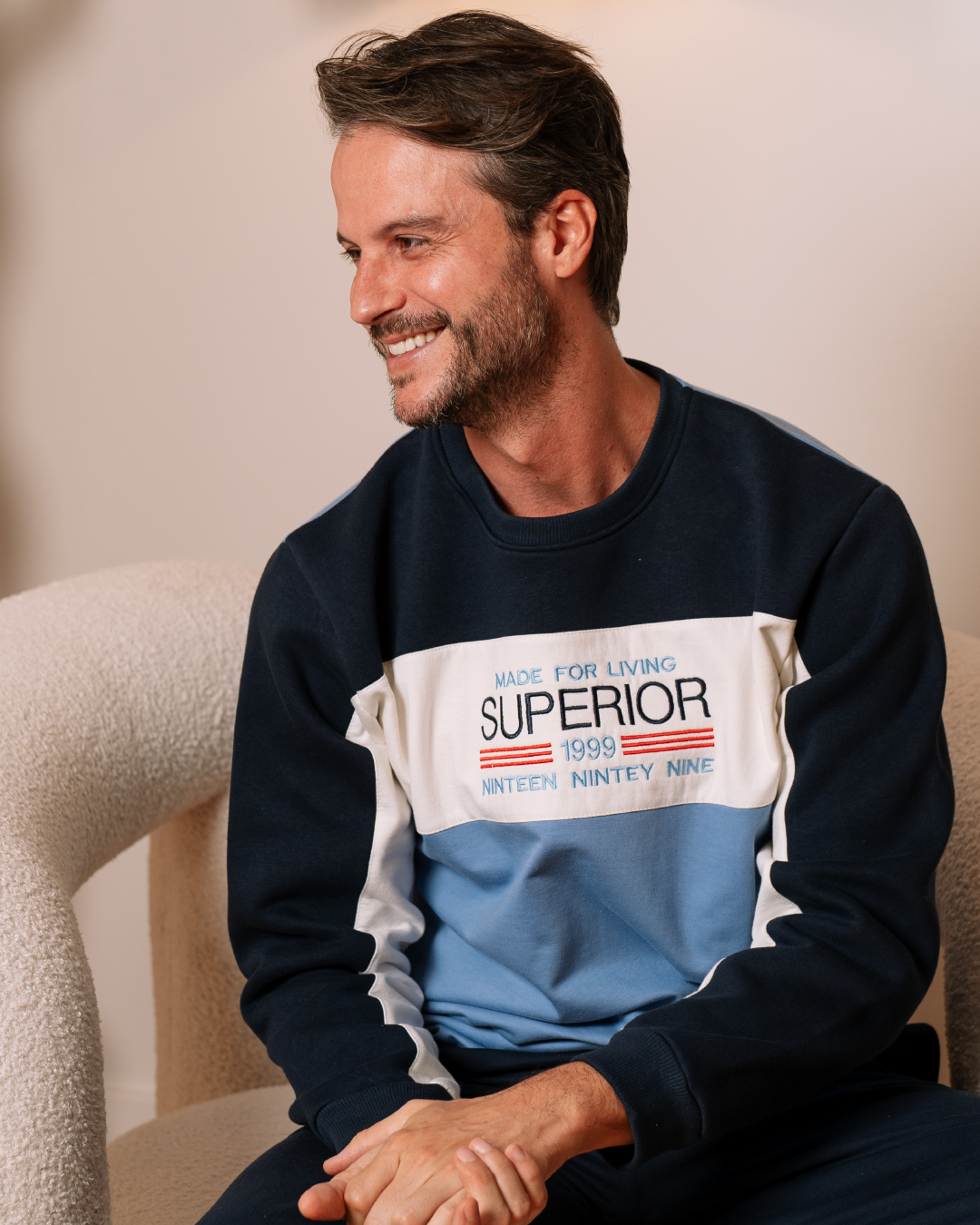 Superior بيجامة رجالي دوران قصات تطريز ميلتون