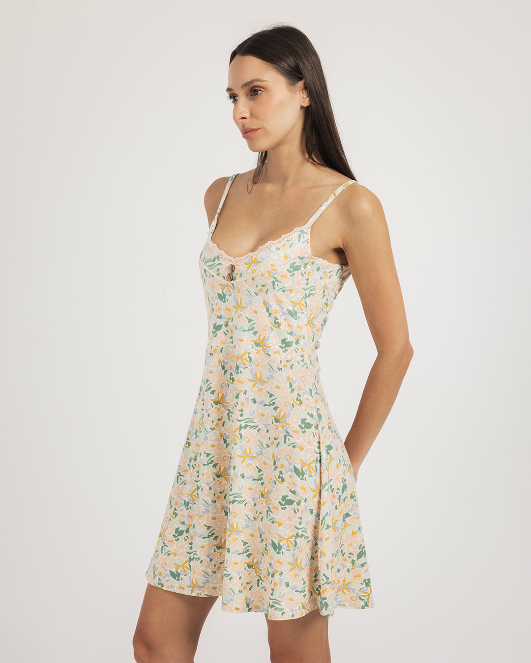 فستان حمالة فيسكوز ليكرا يدانتيل ورود متداخله