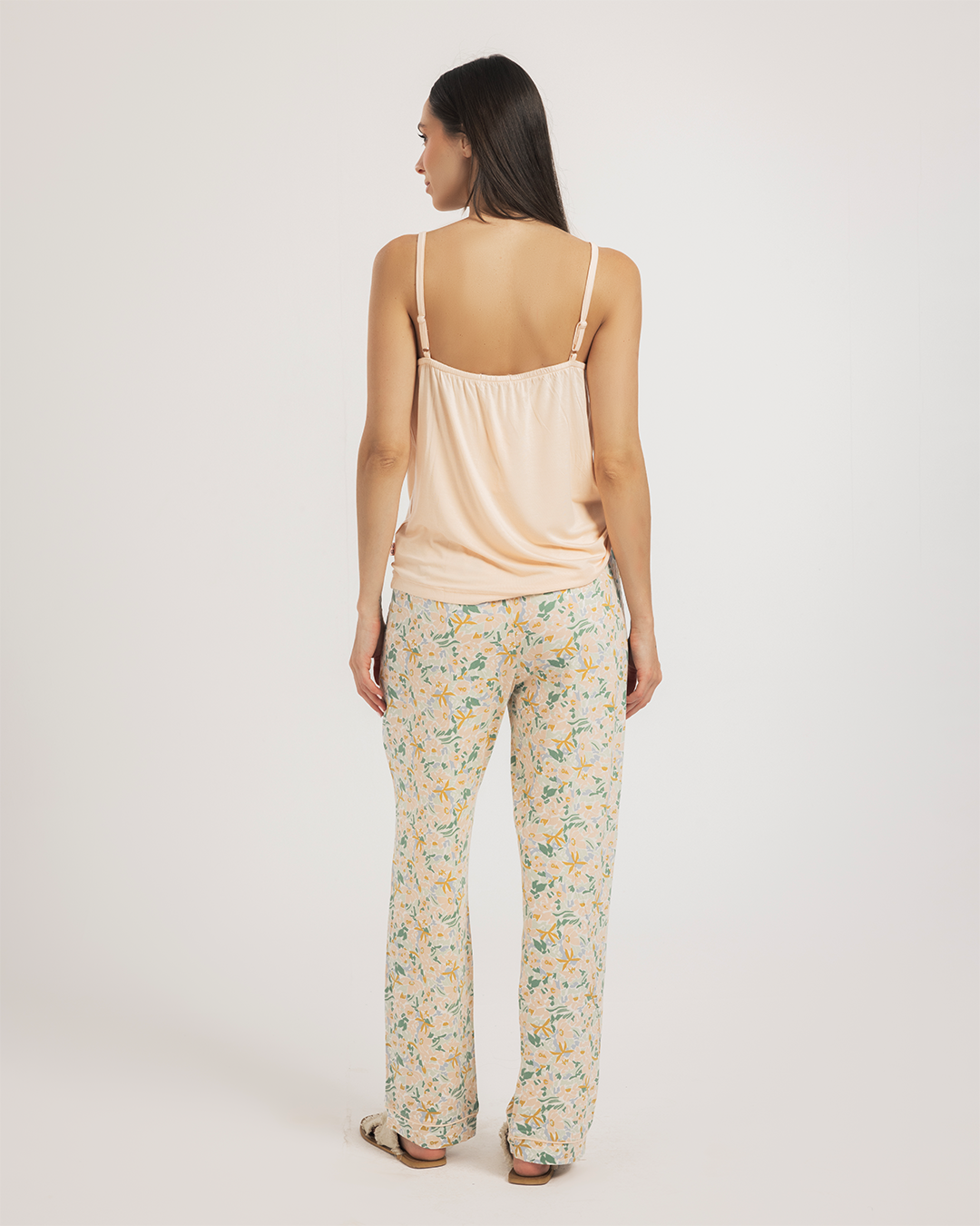 بيجاما بنطلون و حمالة فيسكوز ليكرا ورود متدخله