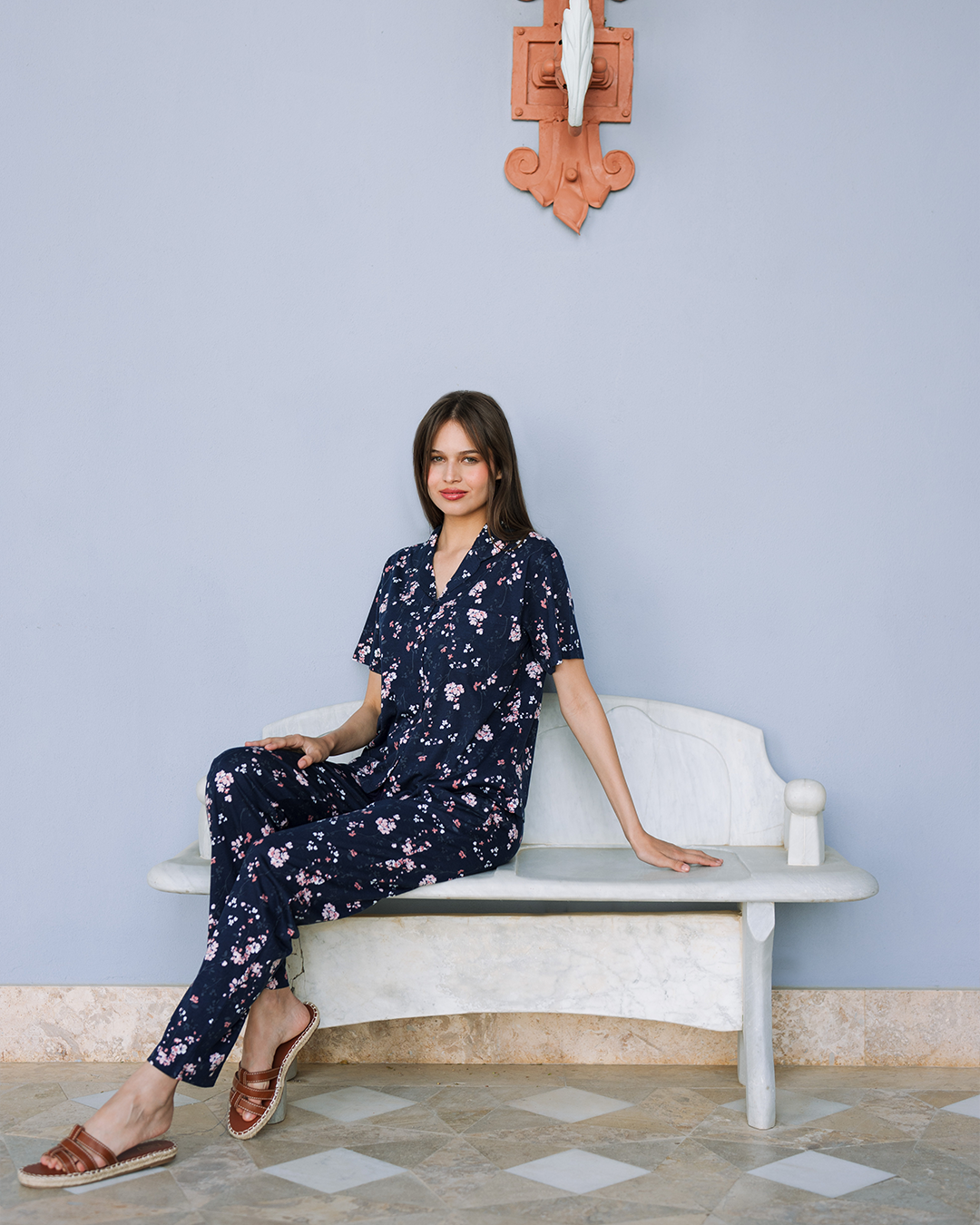 بيجاما كلاسيك بنطلون قطن مودال بزراير ورود كحلى