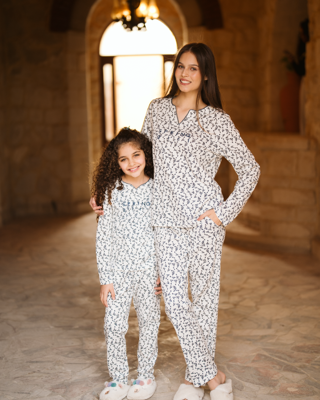 tiny roses بيجاما بناتي كُم طويل