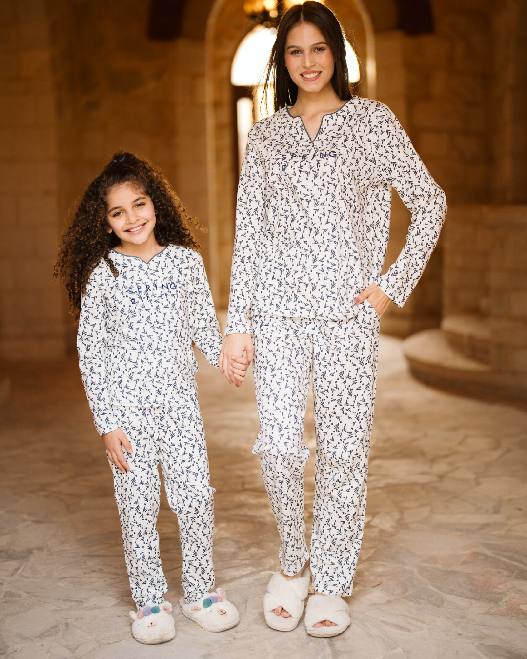 tiny roses بيجاما بناتي كُم طويل