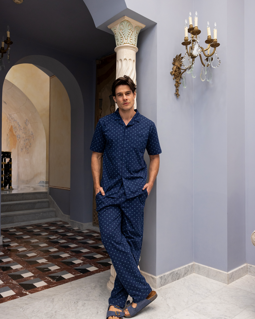 بيجاما قطن كلاسيك نص كم و بنطلون نقط