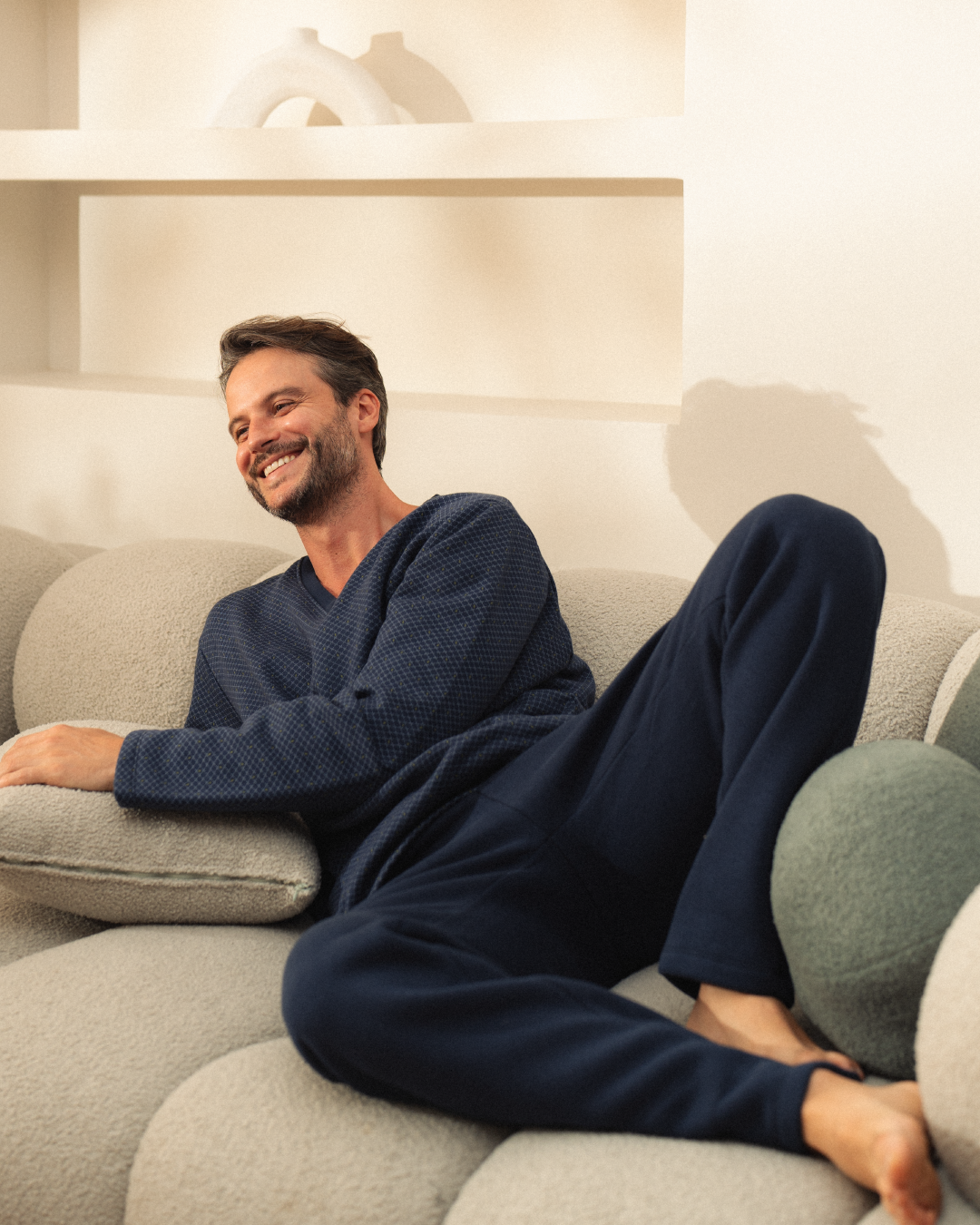 V Men's Rotary Dotted Pajamas Plain Melton Pants Crew Neck