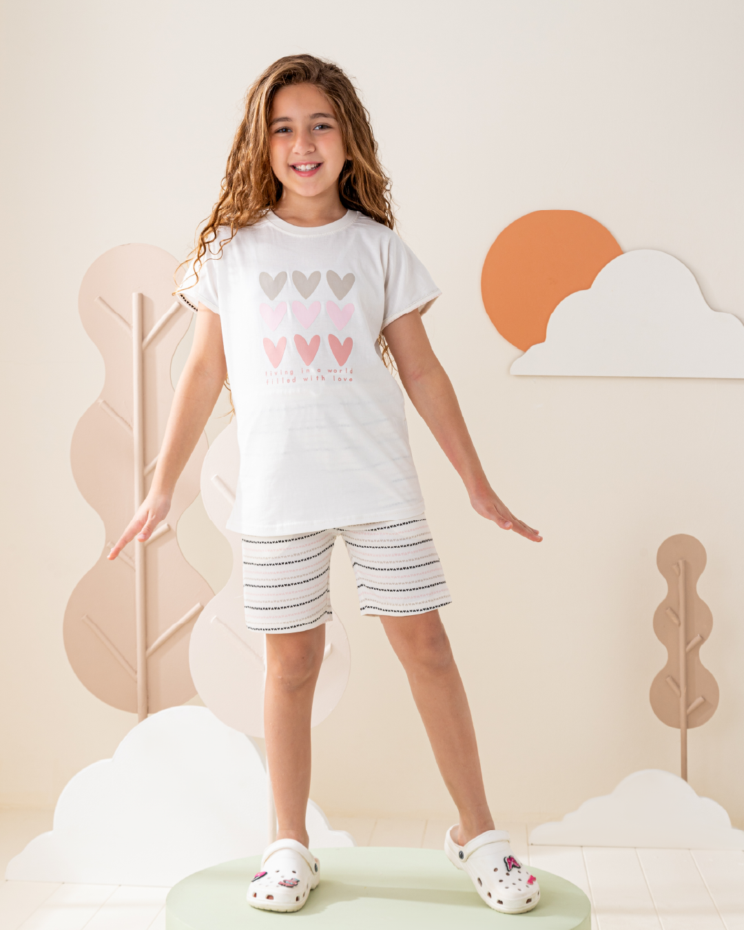 بيجاما شورت قطن و توب كم ساقط مع طباعه قلوب