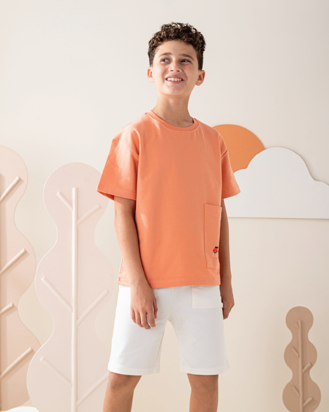 بيجاما شورت سمر ميلتون و توب نص كًم مع جيب كبير على الجنب