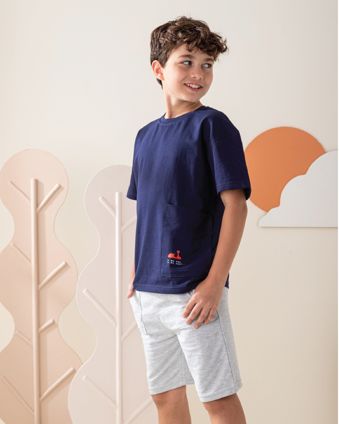 بيجاما شورت سمر ميلتون و توب نص كًم مع جيب كبير على الجنب