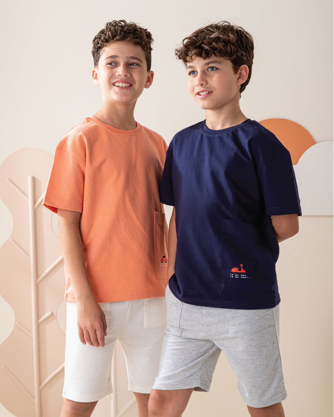 بيجاما شورت سمر ميلتون و توب نص كًم مع جيب كبير على الجنب