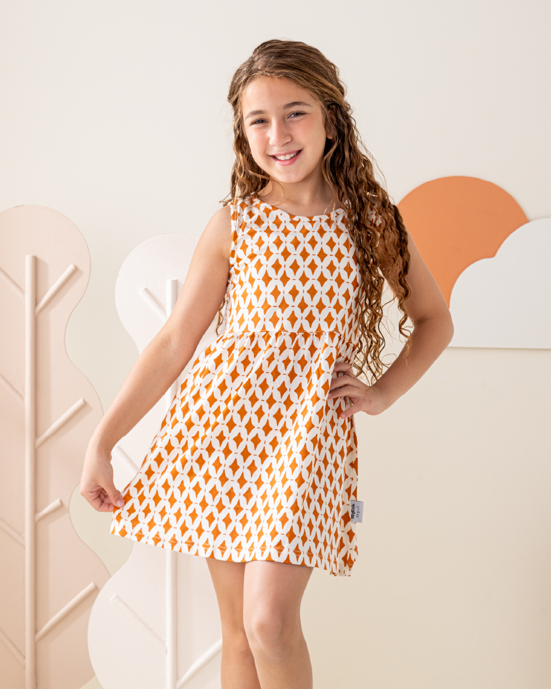 فستان حمالة عريضة قطن اشكال هندسيه