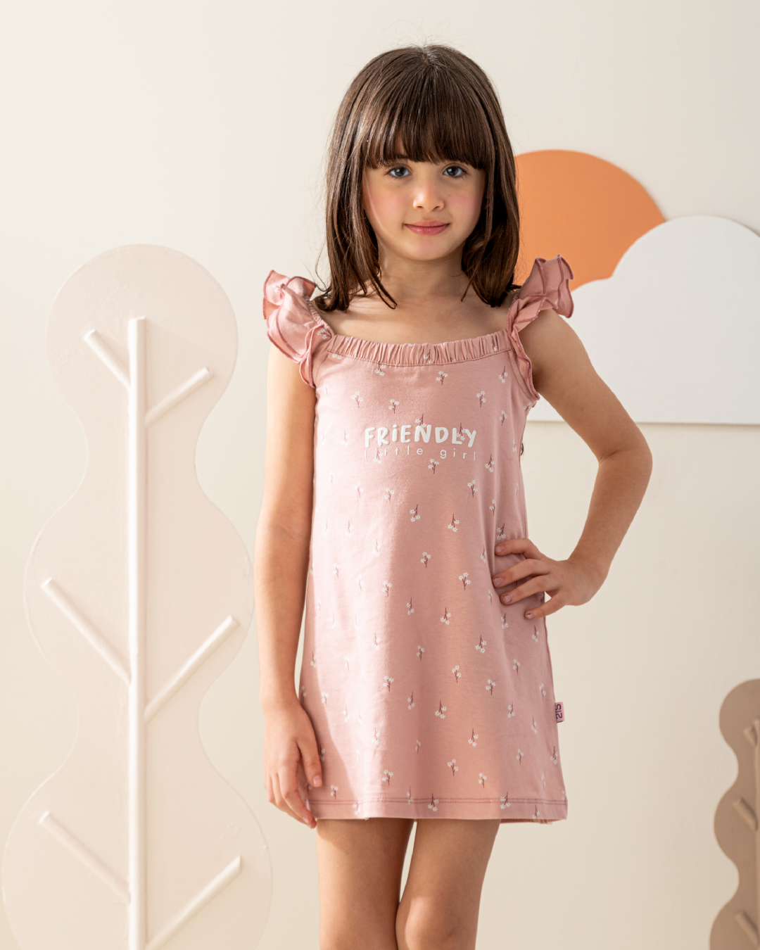 Friendly Little Girlفستان بناتي كَت