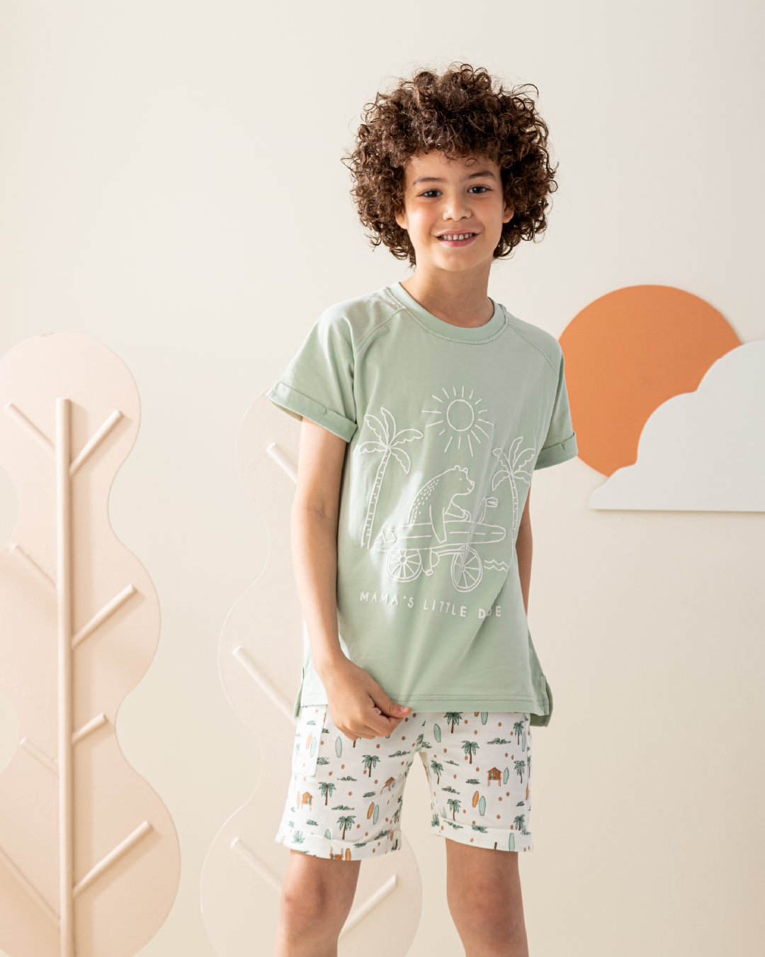 بيجاما نص كم و شورت قطن مع طباعه على الصدر