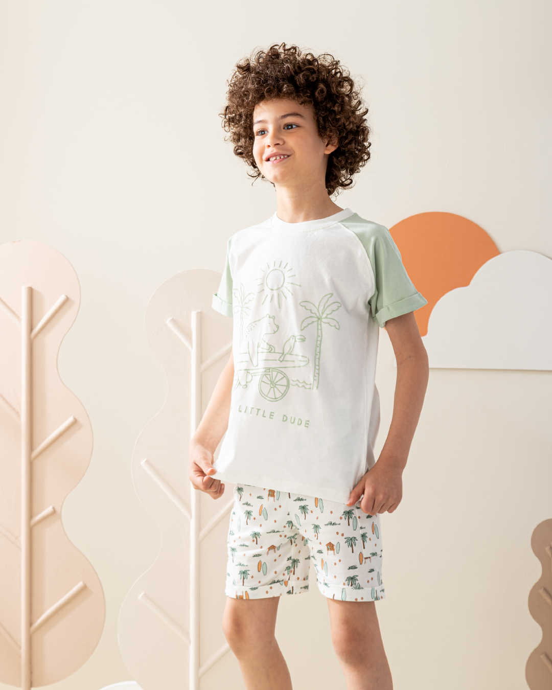 بيجاما نص كم و شورت قطن مع طباعه على الصدر