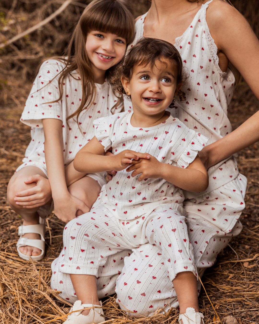 Mini hearts baby بيجاما بيبي بناتي كم رافل و بنطلون