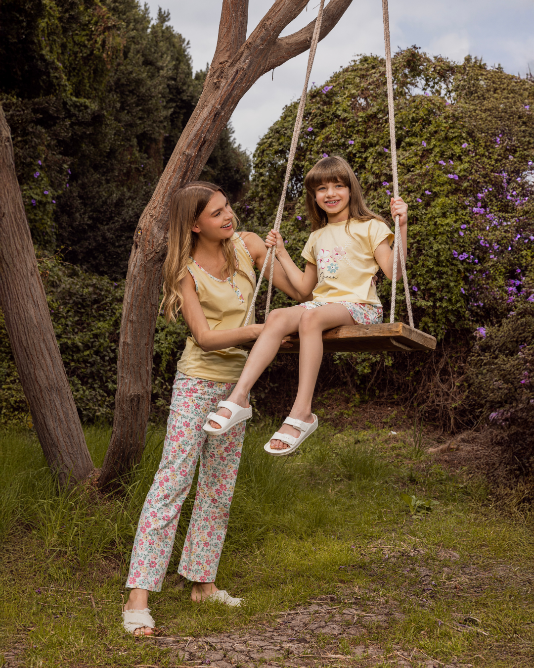 Moms Queen Girls' Cotton Lycra Pajamas