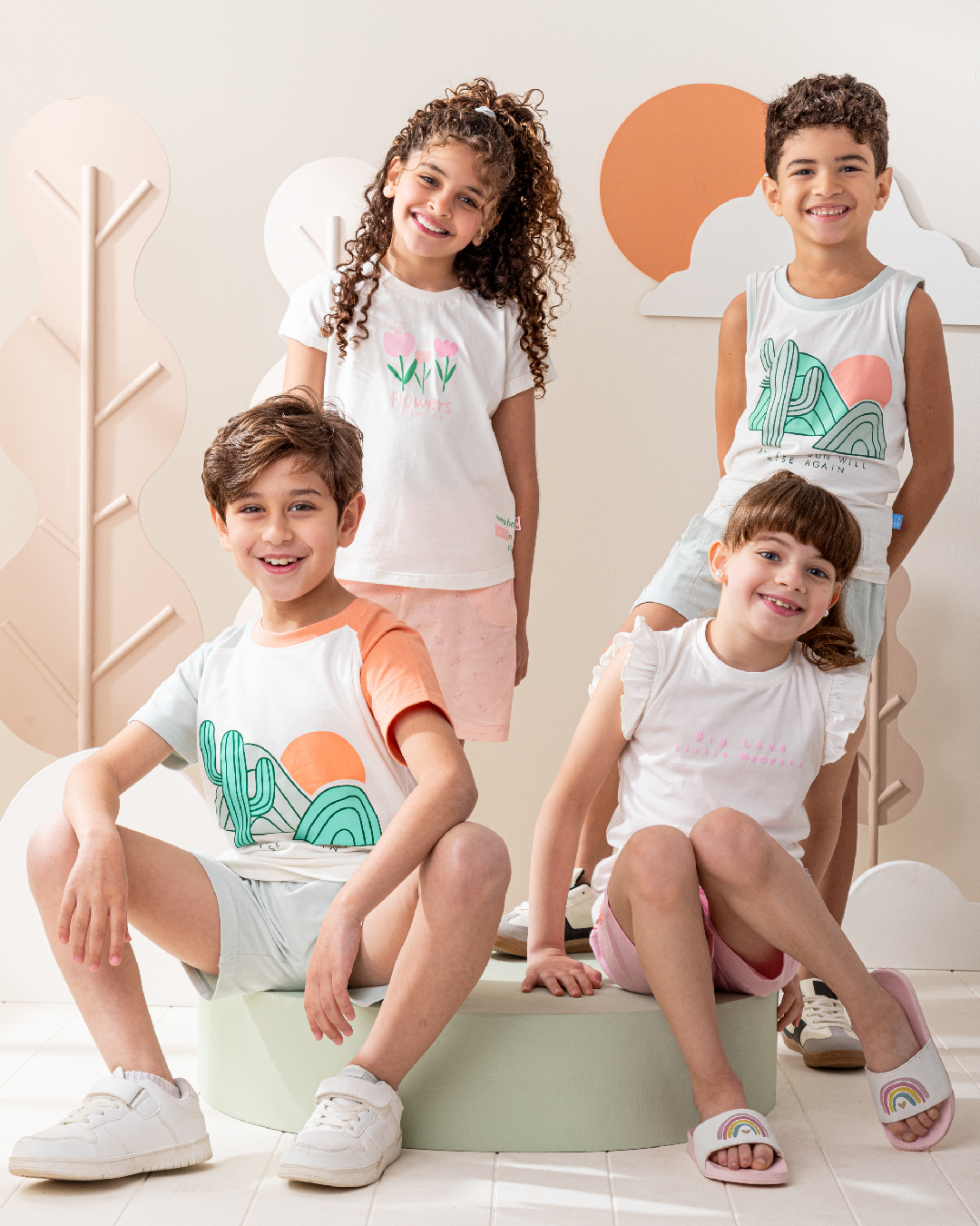 بيجاما شورت سمر ميلتون و توب كَت الصباره الخضراء