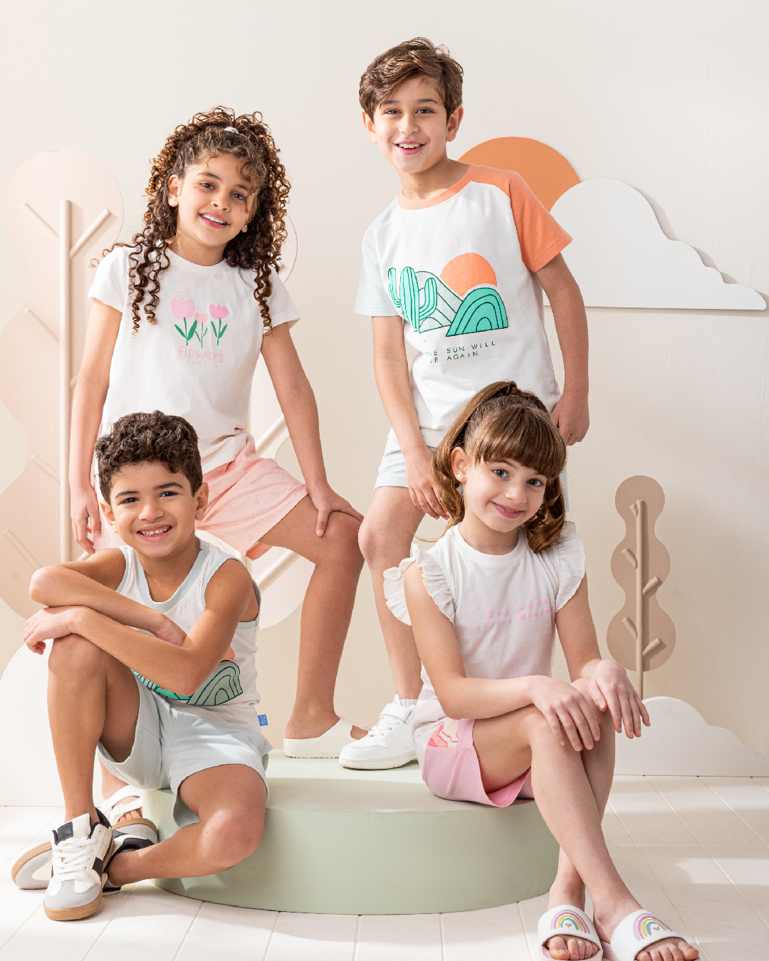 بيجاما شورت سمر ميلتون و توب كَت الصباره الخضراء