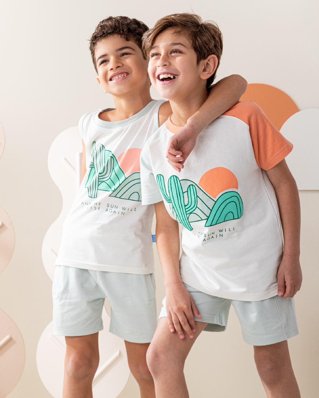 بيجاما شورت سمر ميلتون و توب كَت الصباره الخضراء