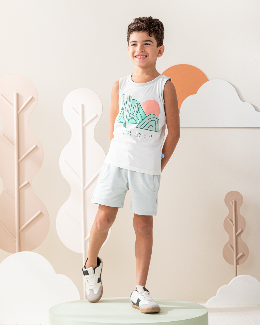 بيجاما شورت سمر ميلتون و توب كَت الصباره الخضراء