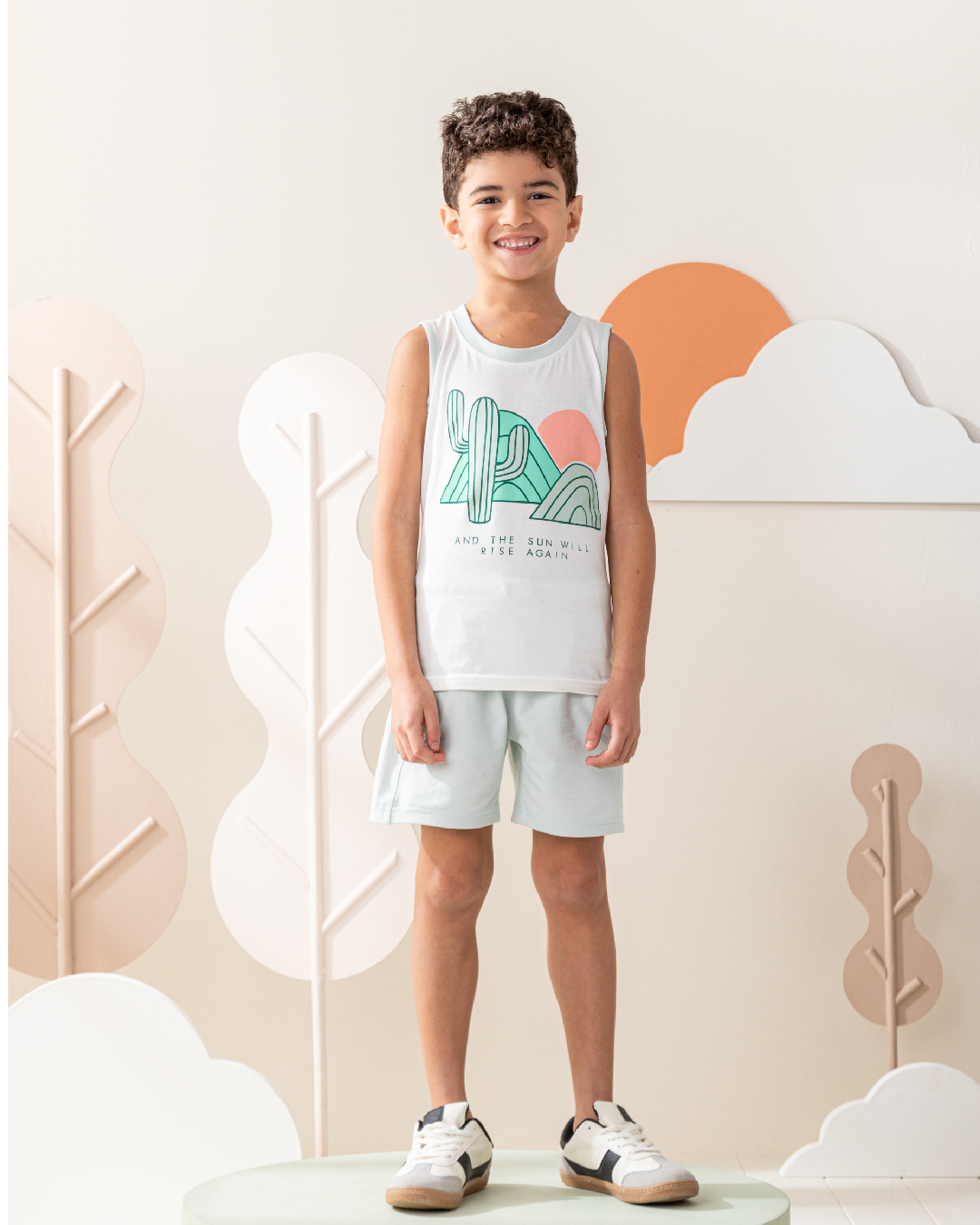 بيجاما شورت سمر ميلتون و توب كَت الصباره الخضراء