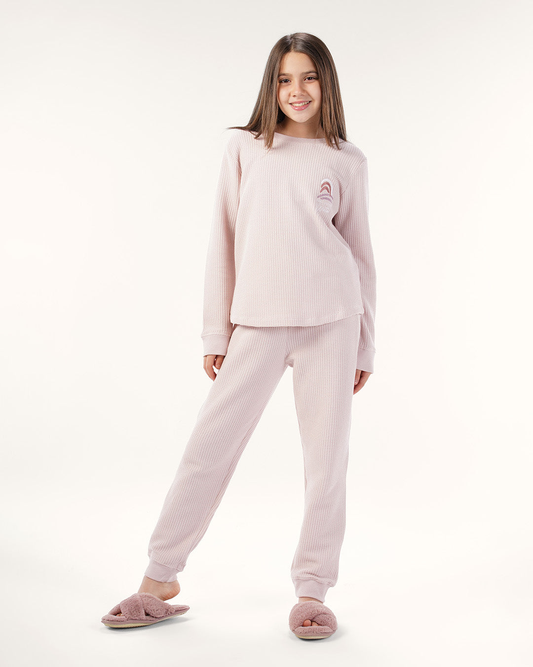 طقم بنطلون جاكارد وتوب كُم طويل قبل الشتاء