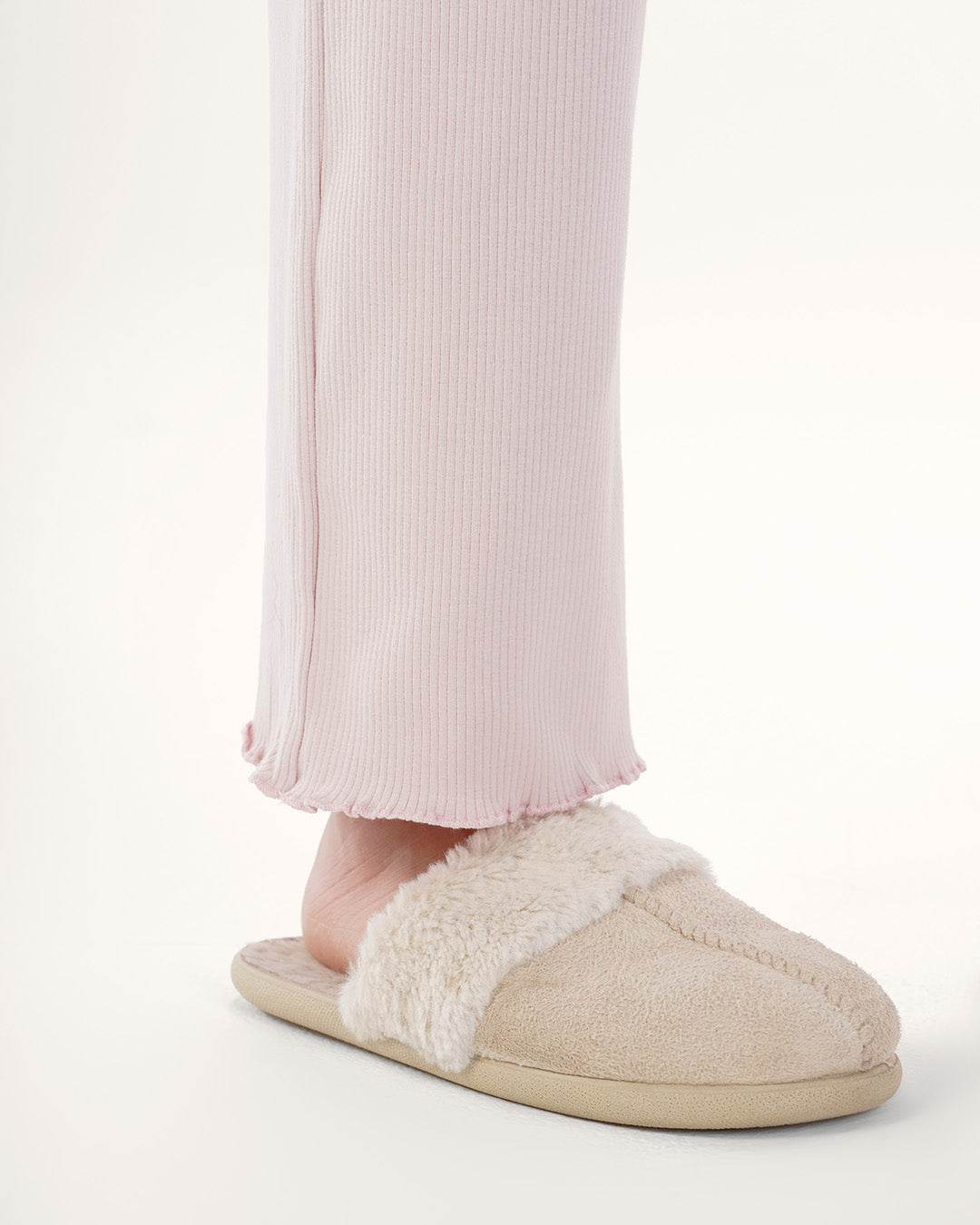 بيجاما بنطلون انتيرلوك ورود صغيره