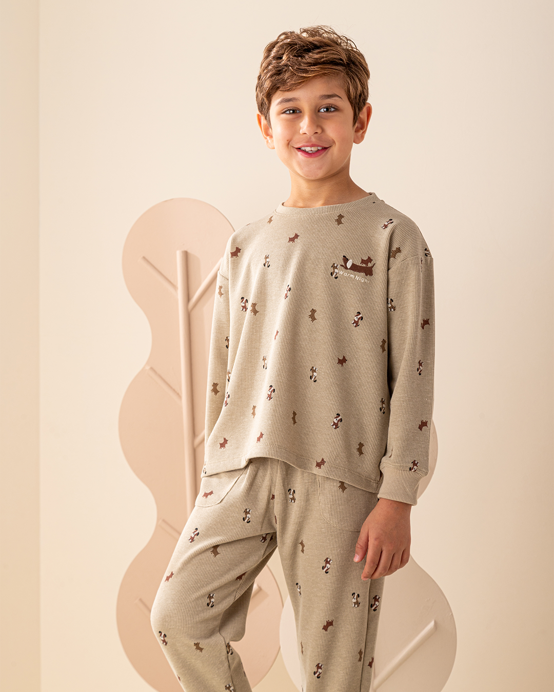 بيجاما بنطلون جاكارد و توب كًم طويل جراء صغيره