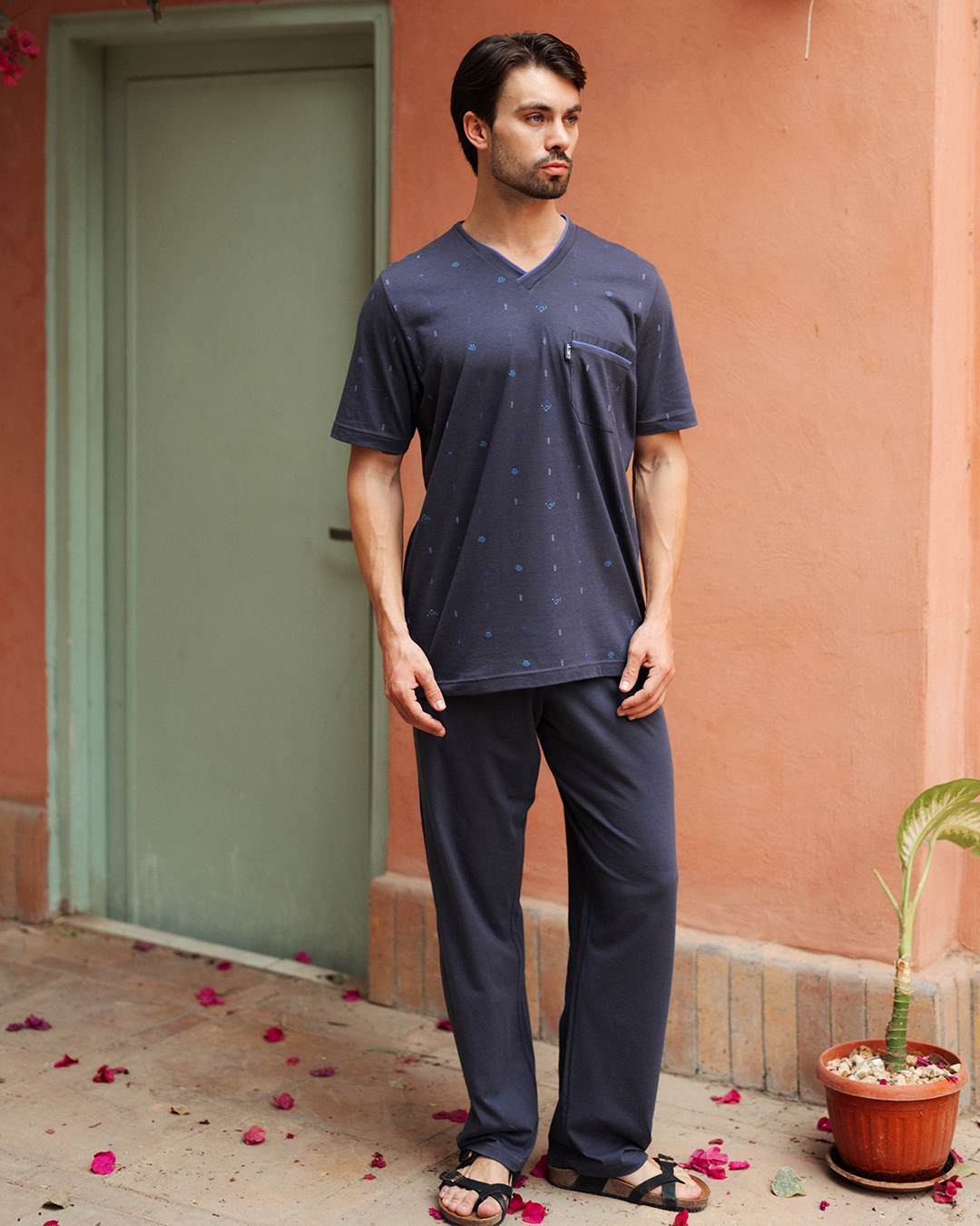 بيجاما رجالى توب مطبوع نصف كم و بنطلون ساده