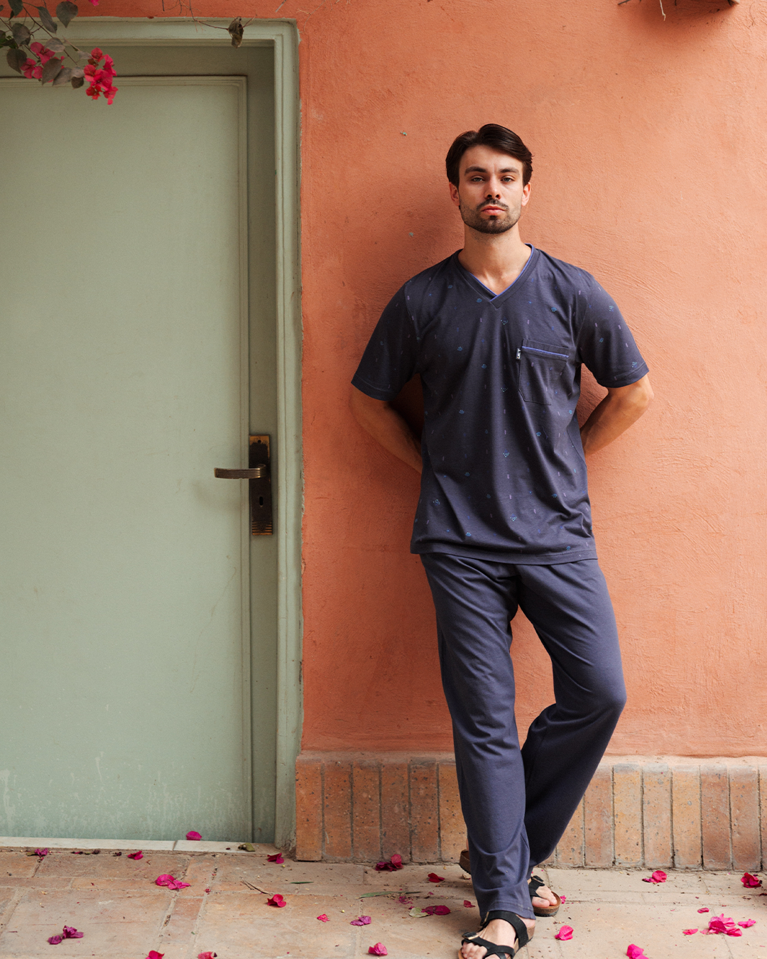 بيجاما رجالى توب مطبوع نصف كم و بنطلون ساده