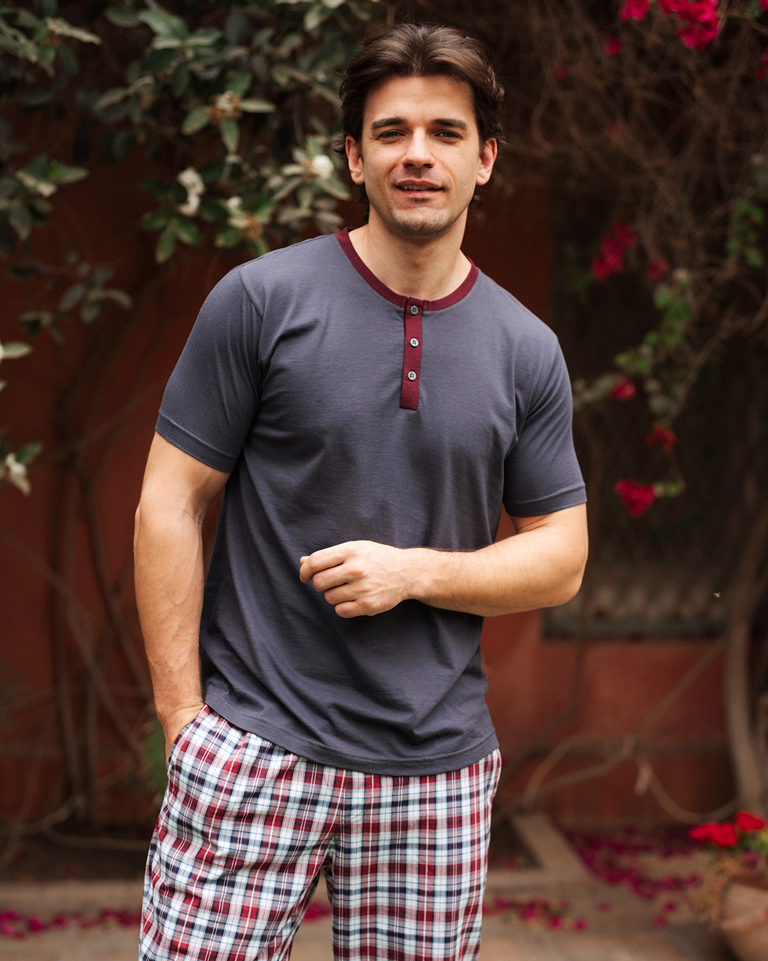 بيجاما رجالي سادة نص كم و بنتاكور كاروه