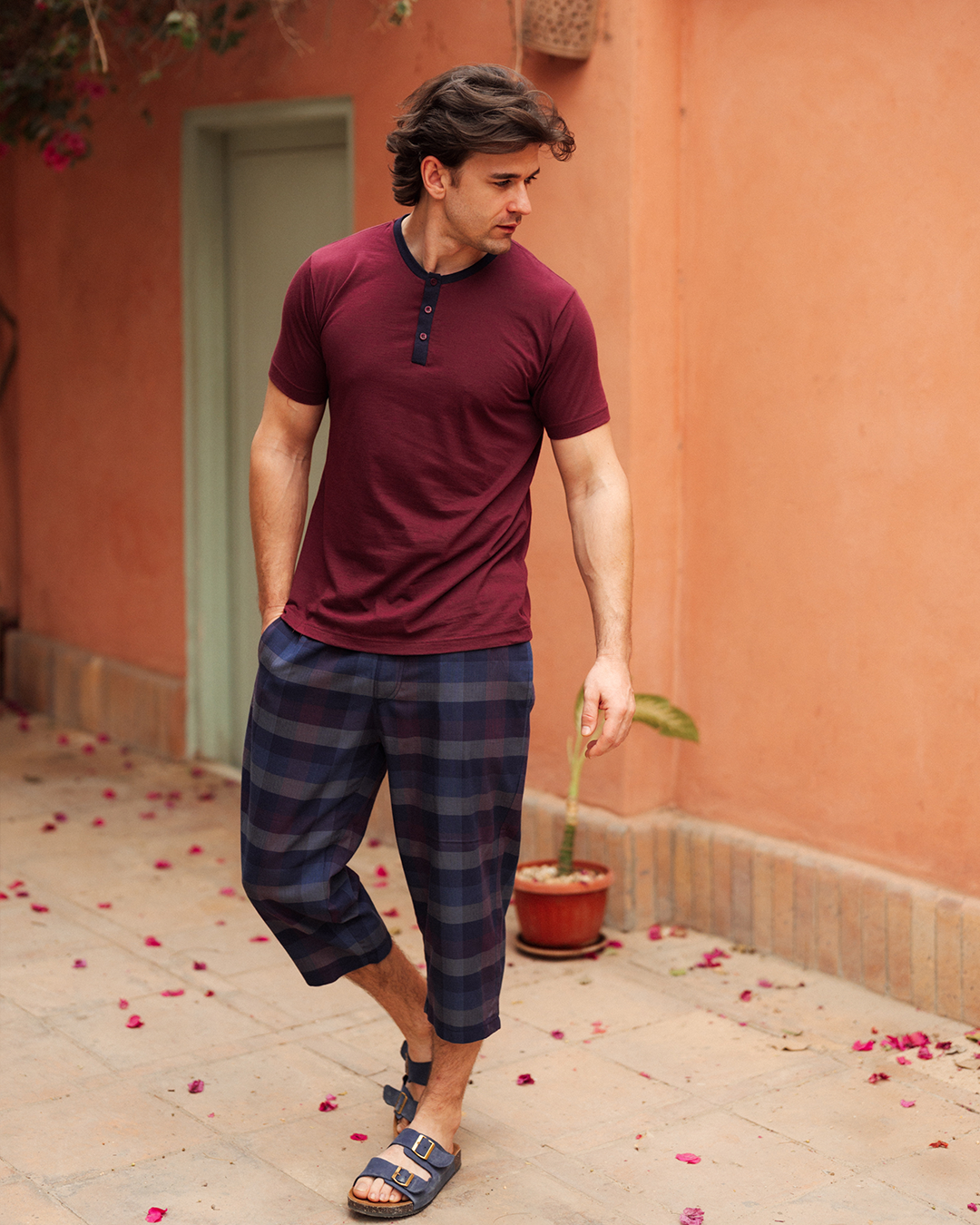 بيجاما رجالي سادة نص كم و بنتاكور كاروه