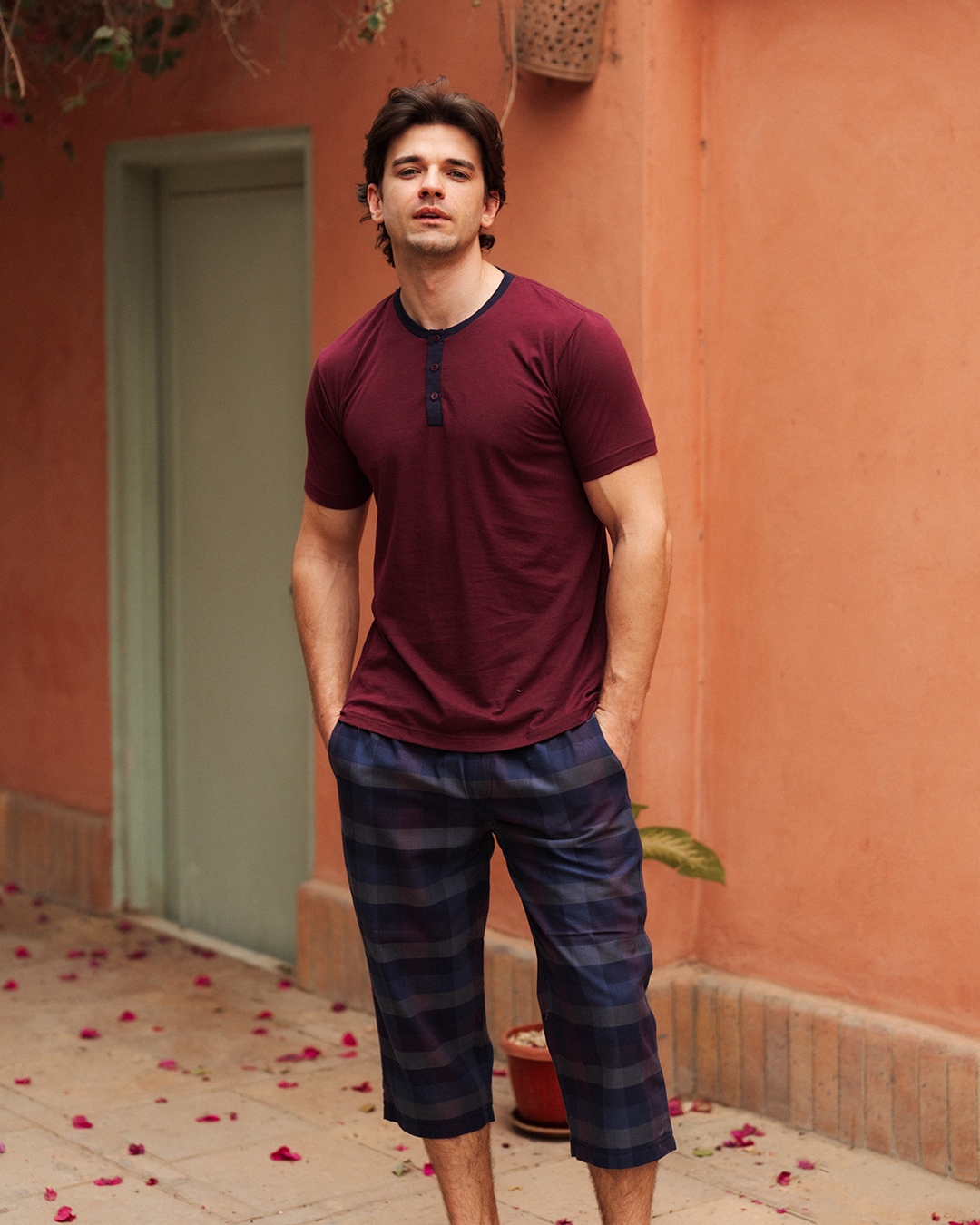 بيجاما رجالي سادة نص كم و بنتاكور كاروه