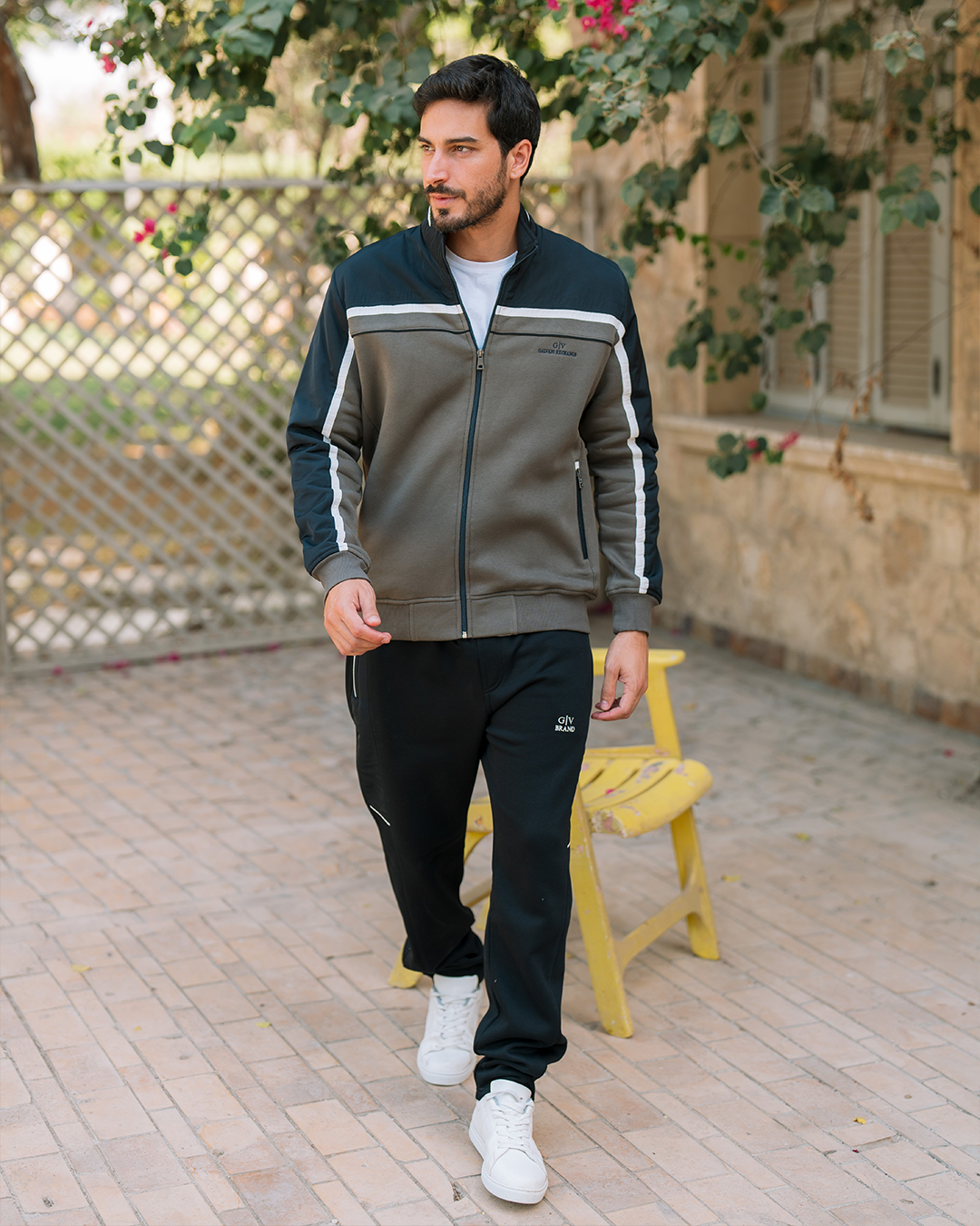 G/V GALVANI EXCHANGE بيجامه رجالي ياقة وبسوسته مفتوح وبجيوب