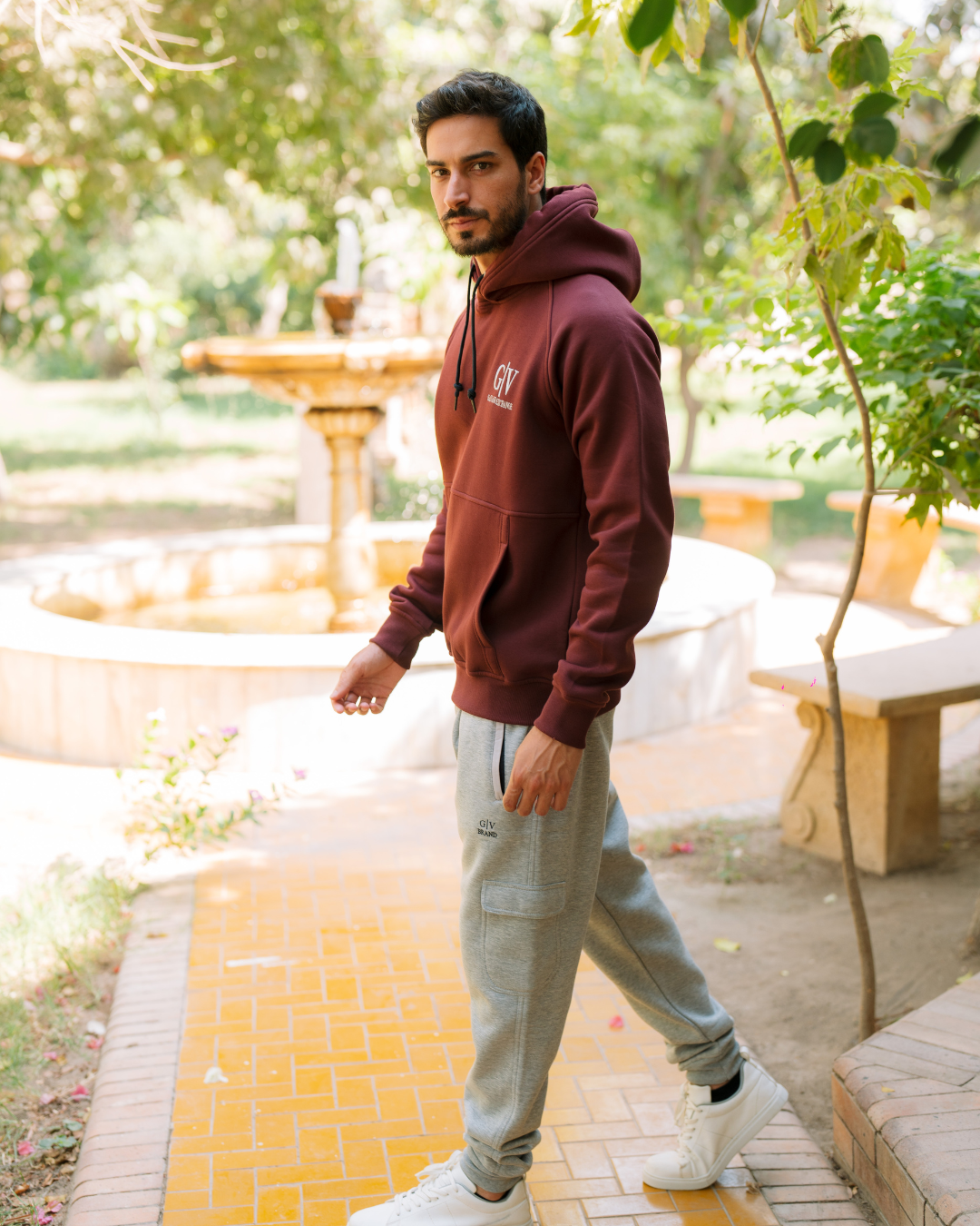 G/V GALVANI EXCHANGE Men's hooded pajama with pockets and chest print